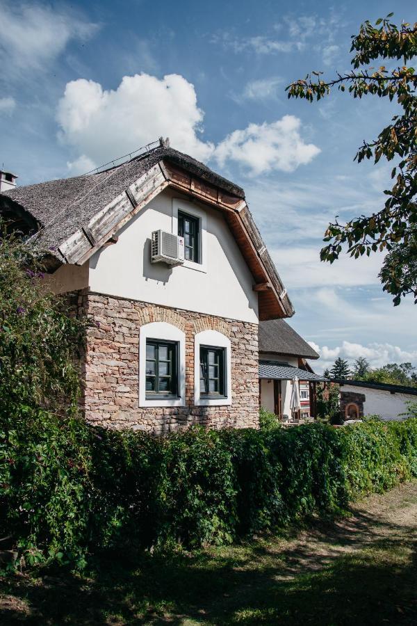 Révfülöp 克塞灵宅邸旅馆酒店 外观 照片